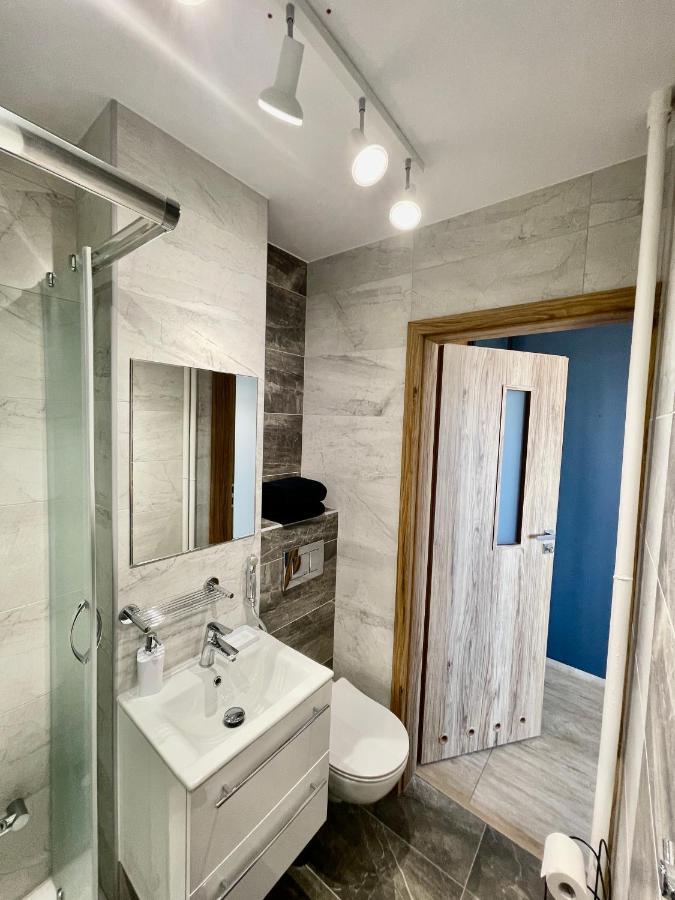 Apartamento Super Grey 2 Metro Fast Wifi 65'tv Netflix Hbo Appletv+ Varsovia