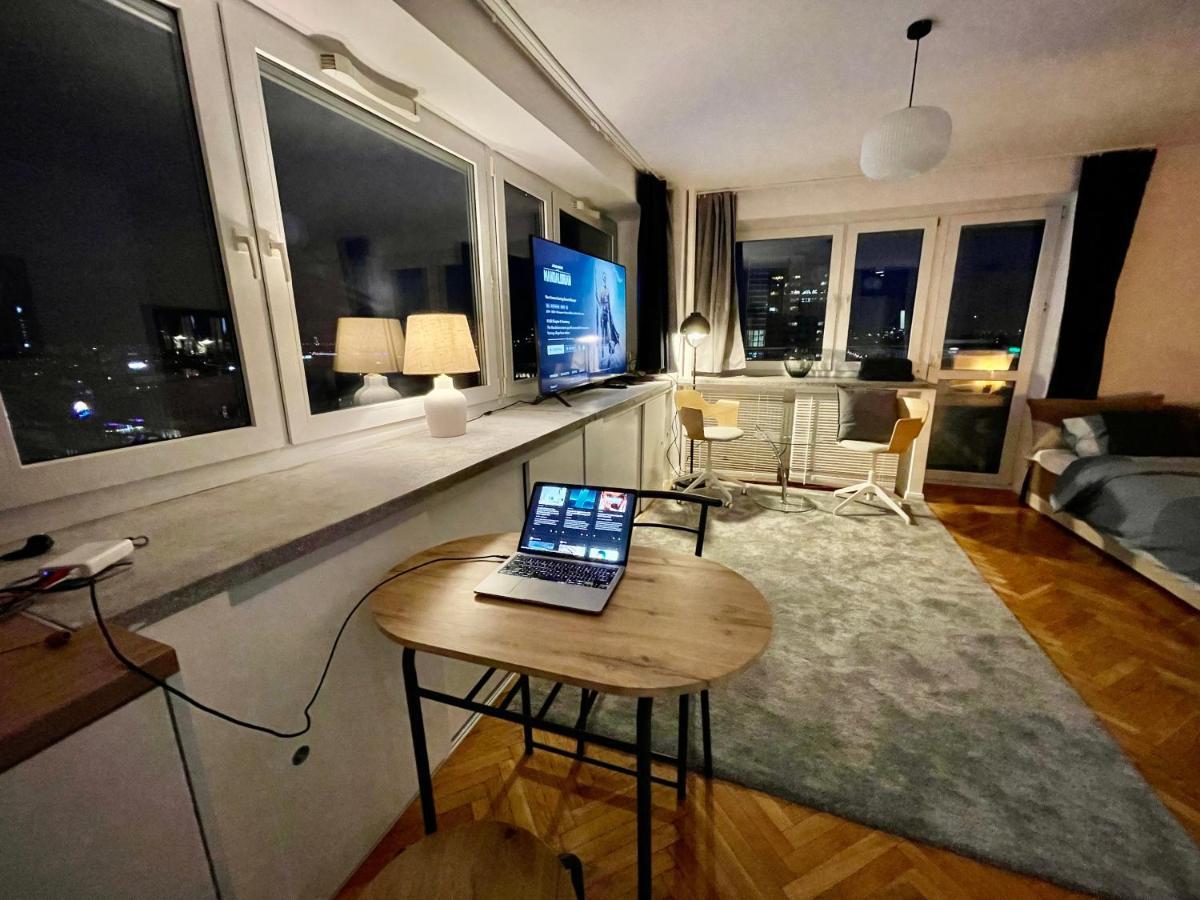 Apartamento Super Grey 2 Metro Fast Wifi 65'tv Netflix Hbo Appletv+ *