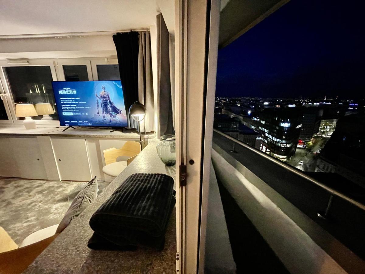 Super Grey 2 Metro Fast Wifi 65'tv Netflix Hbo Appletv+ Varsovia